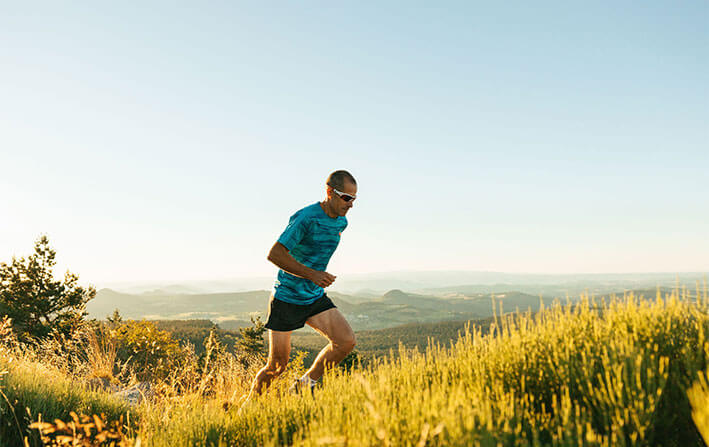 Le camping en Auvergne les Murmures du Lignon est un cadre propice pour les amoureux de Trail